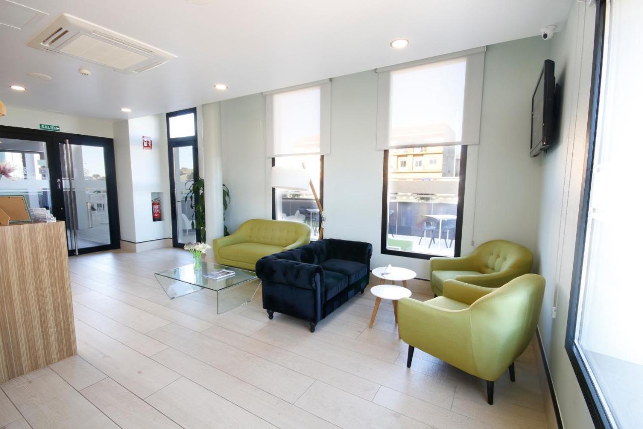 מונסטריו Hotel Leo מראה חיצוני תמונה