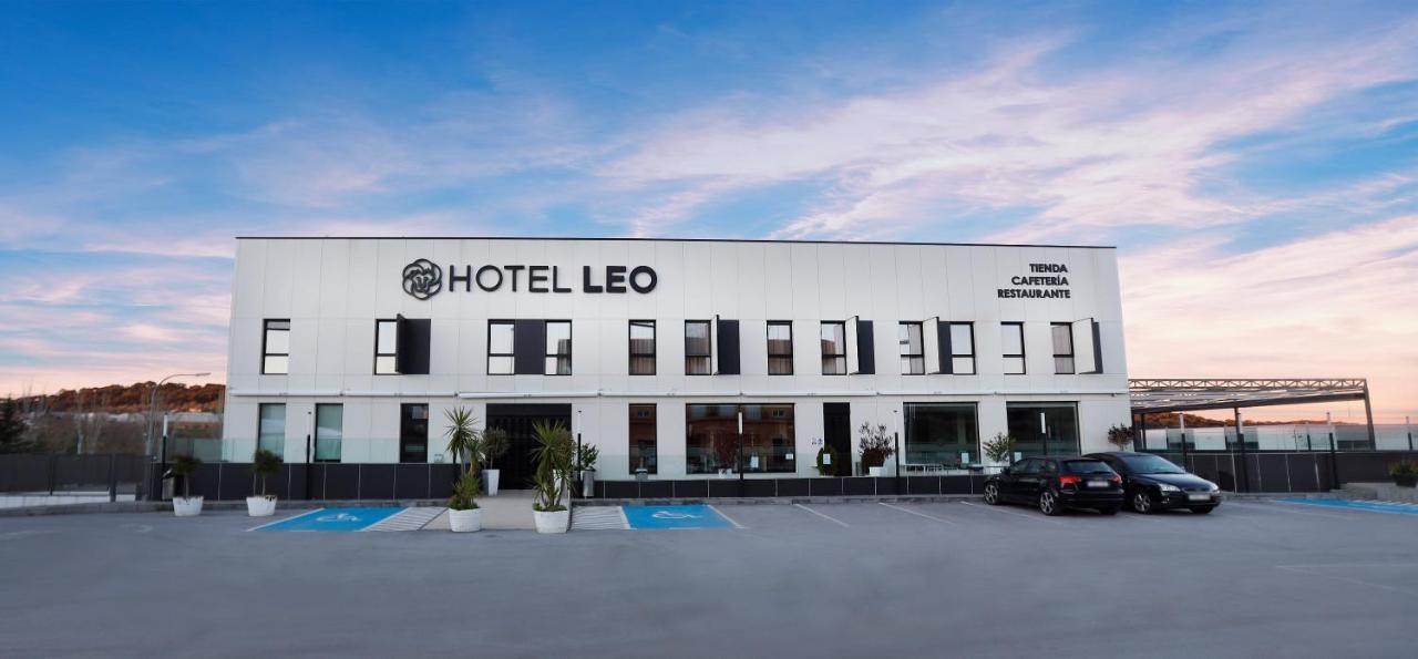 מונסטריו Hotel Leo מראה חיצוני תמונה