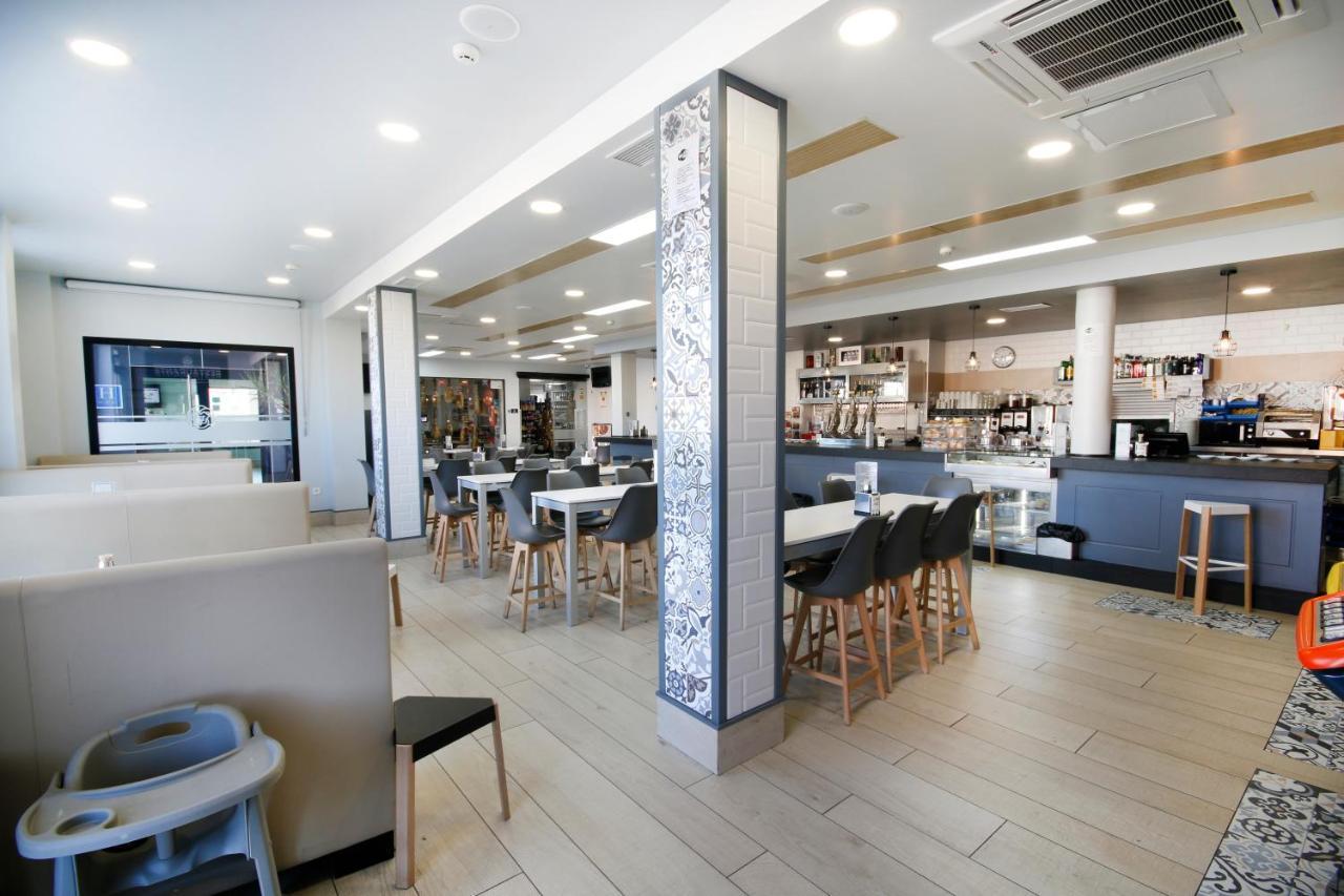 מונסטריו Hotel Leo מראה חיצוני תמונה