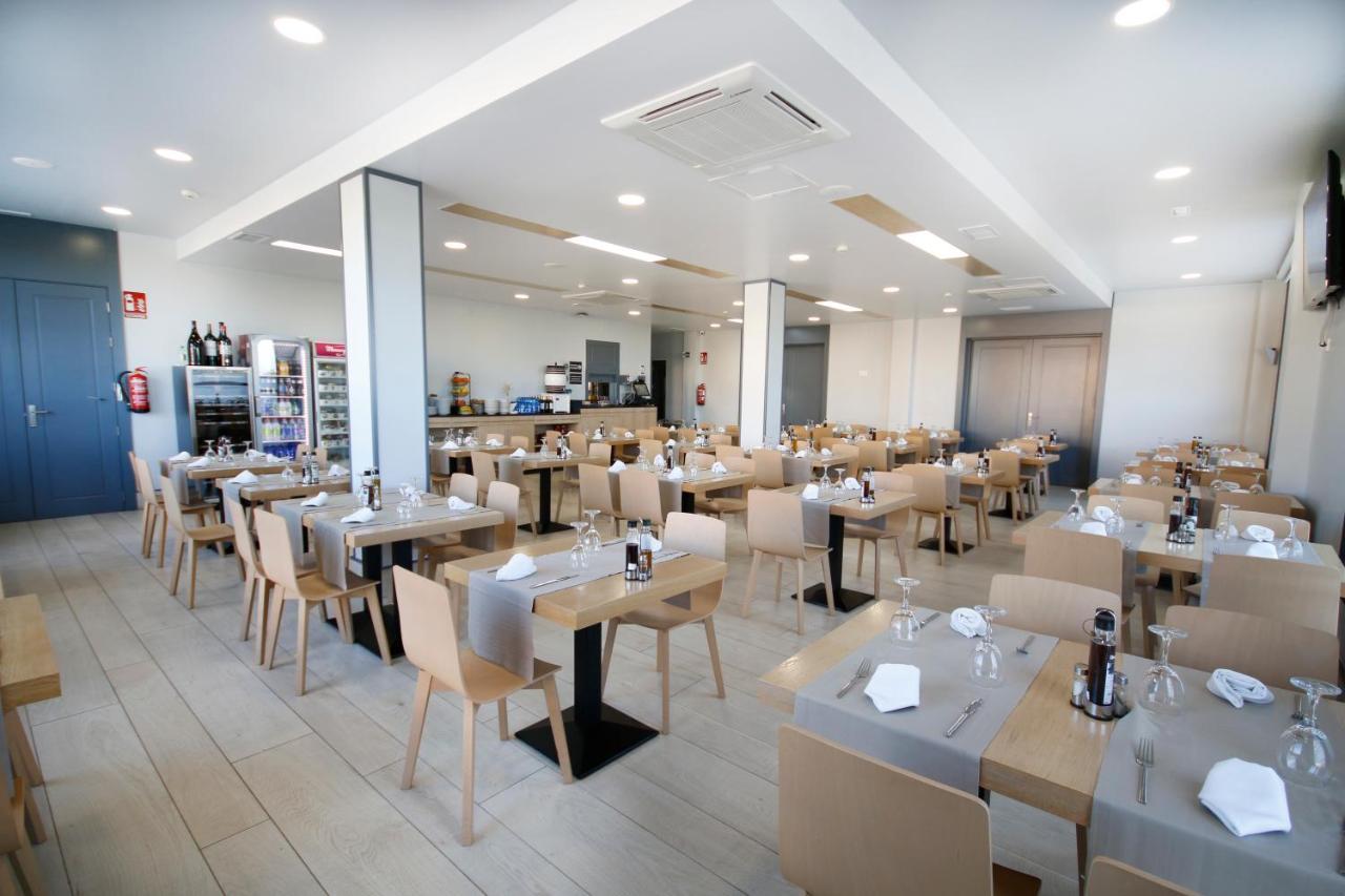 מונסטריו Hotel Leo מראה חיצוני תמונה